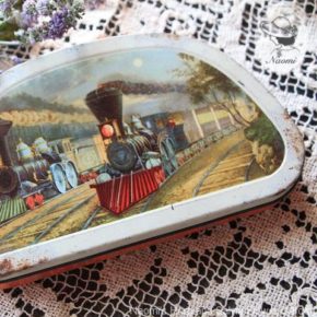 Edward Sharp & Sons Ltd.‘Trains’　Vintage Tin