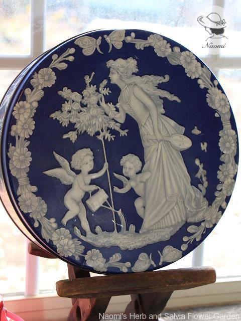 Design Inspired By Josiah Wedgwood & Sons Limited Tin