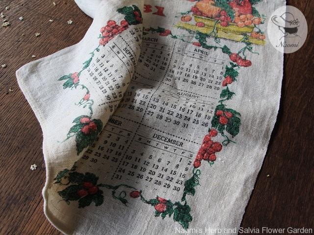 Vintage 1961 Calendar tea towel