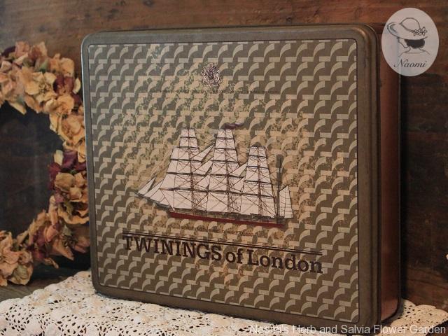 トワイニング紅茶の昭和レトロな缶 Twinings Tea Bags Tin