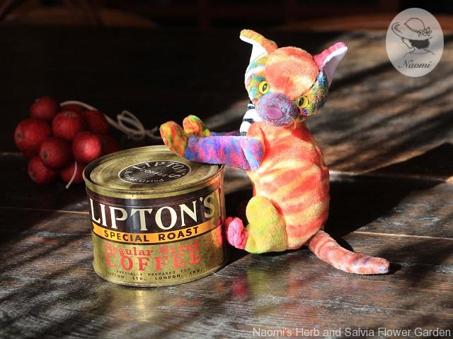 Lipton's Coffee Vintage tin