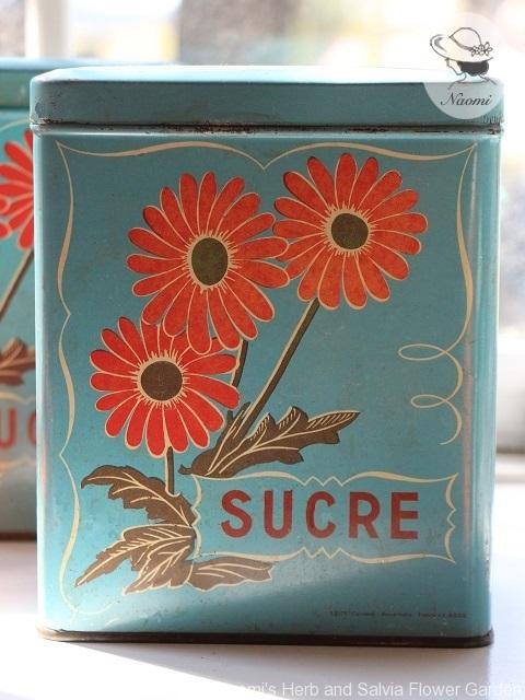 VICHY-PRUNELLE Vintage Tin缶