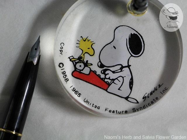 Vintage Snoopy Pen Holder ビンテージ スヌーピーのペン立て 昭和時代の現代っ子